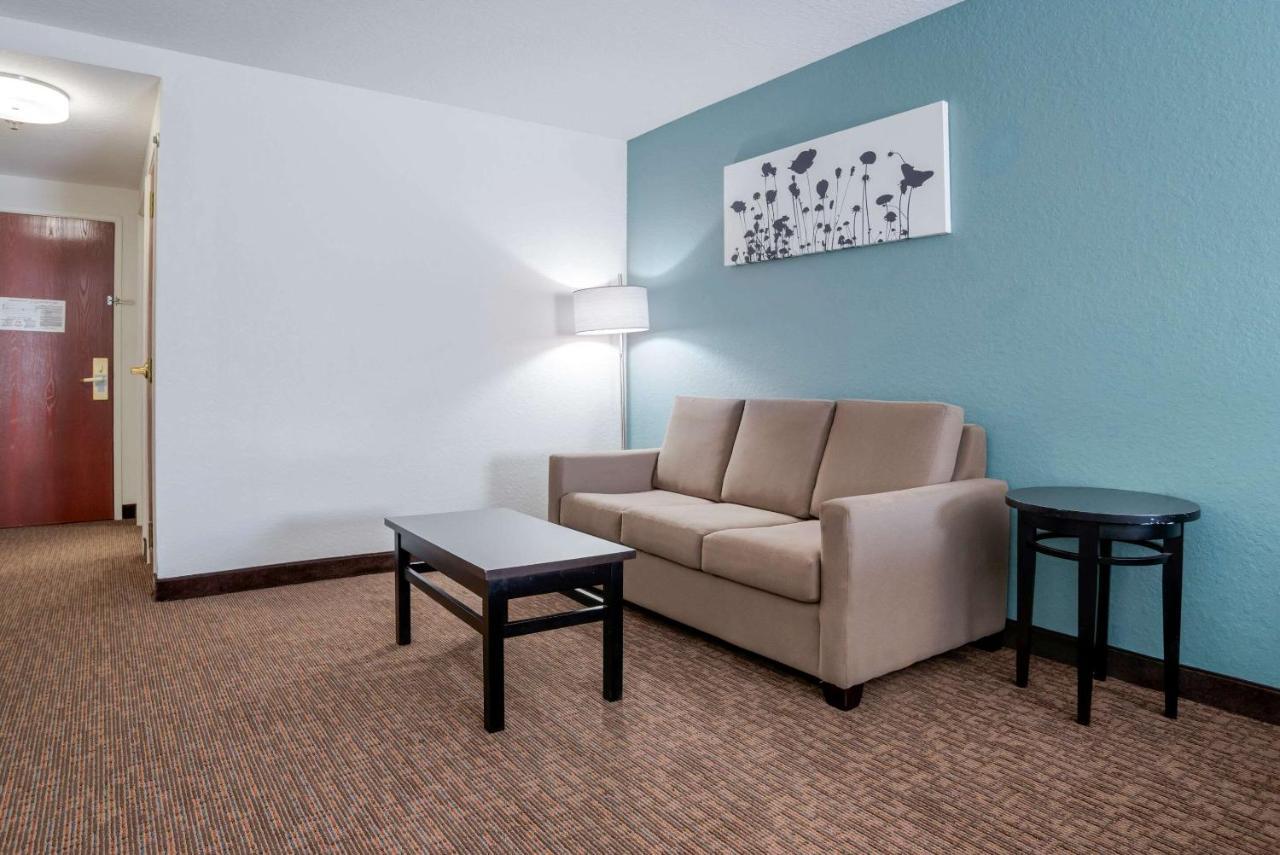 Sleep Inn & Suites Auburn Campus Area I-85 Екстериор снимка