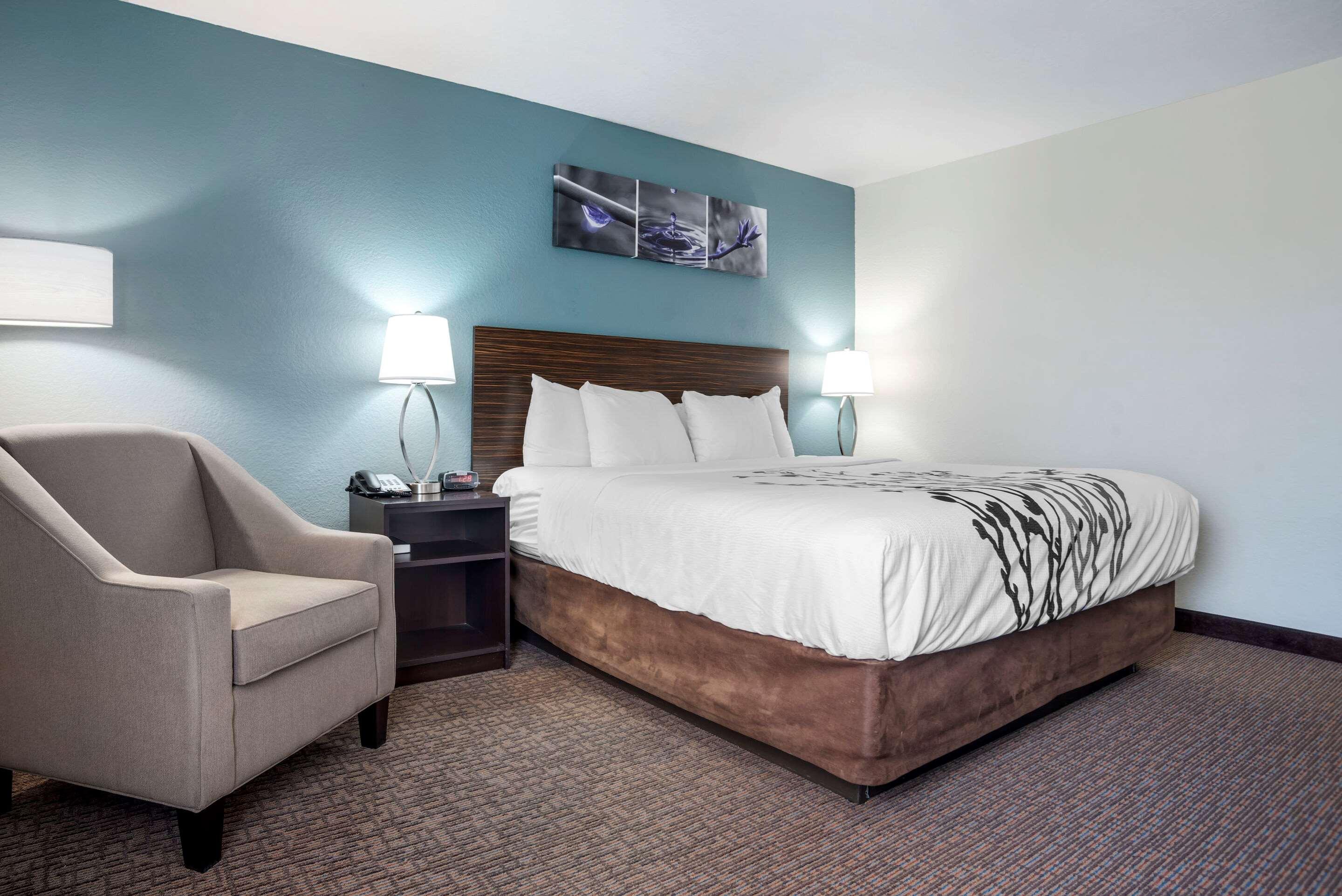 Sleep Inn & Suites Auburn Campus Area I-85 Екстериор снимка