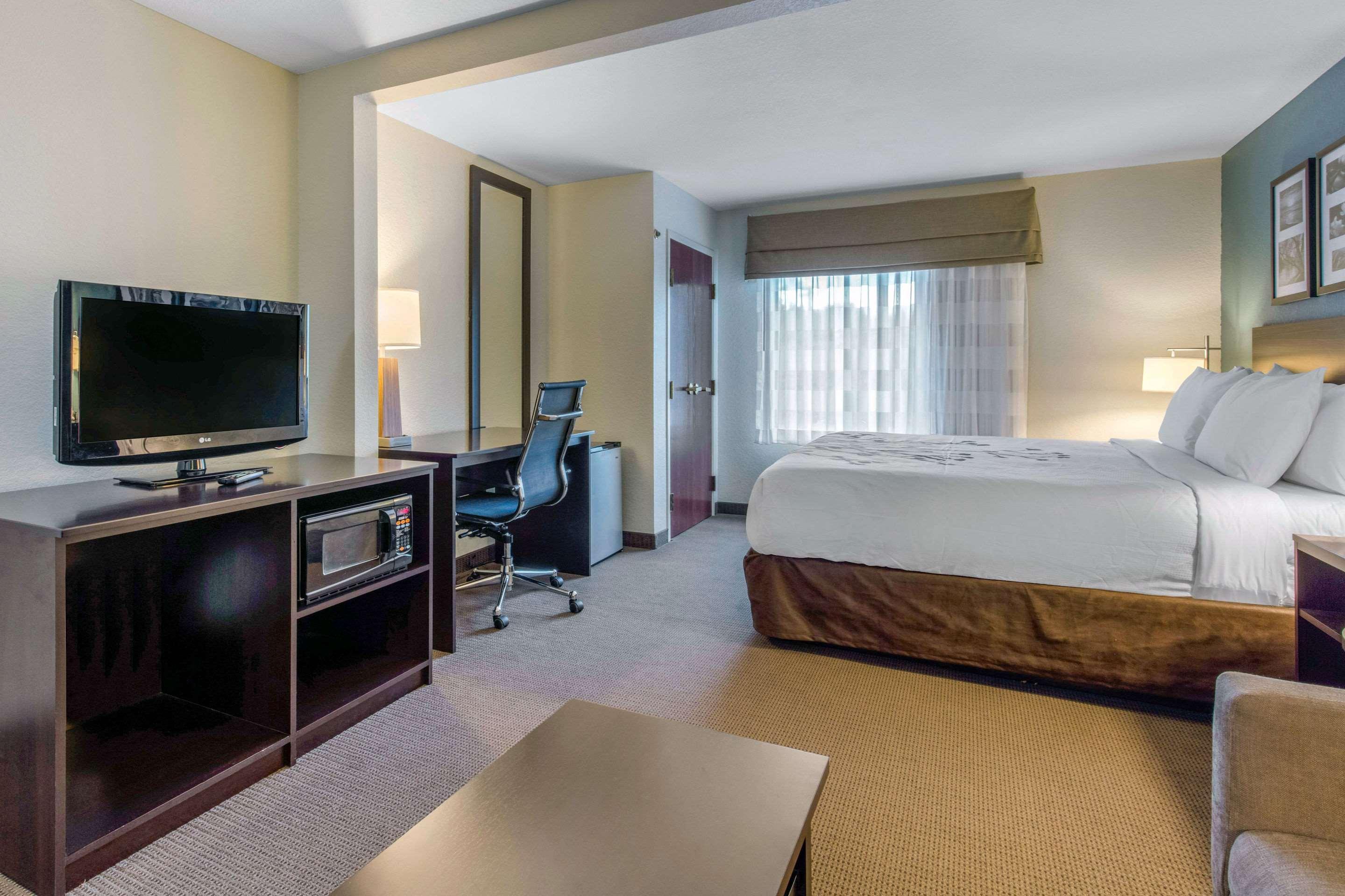 Sleep Inn & Suites Auburn Campus Area I-85 Екстериор снимка